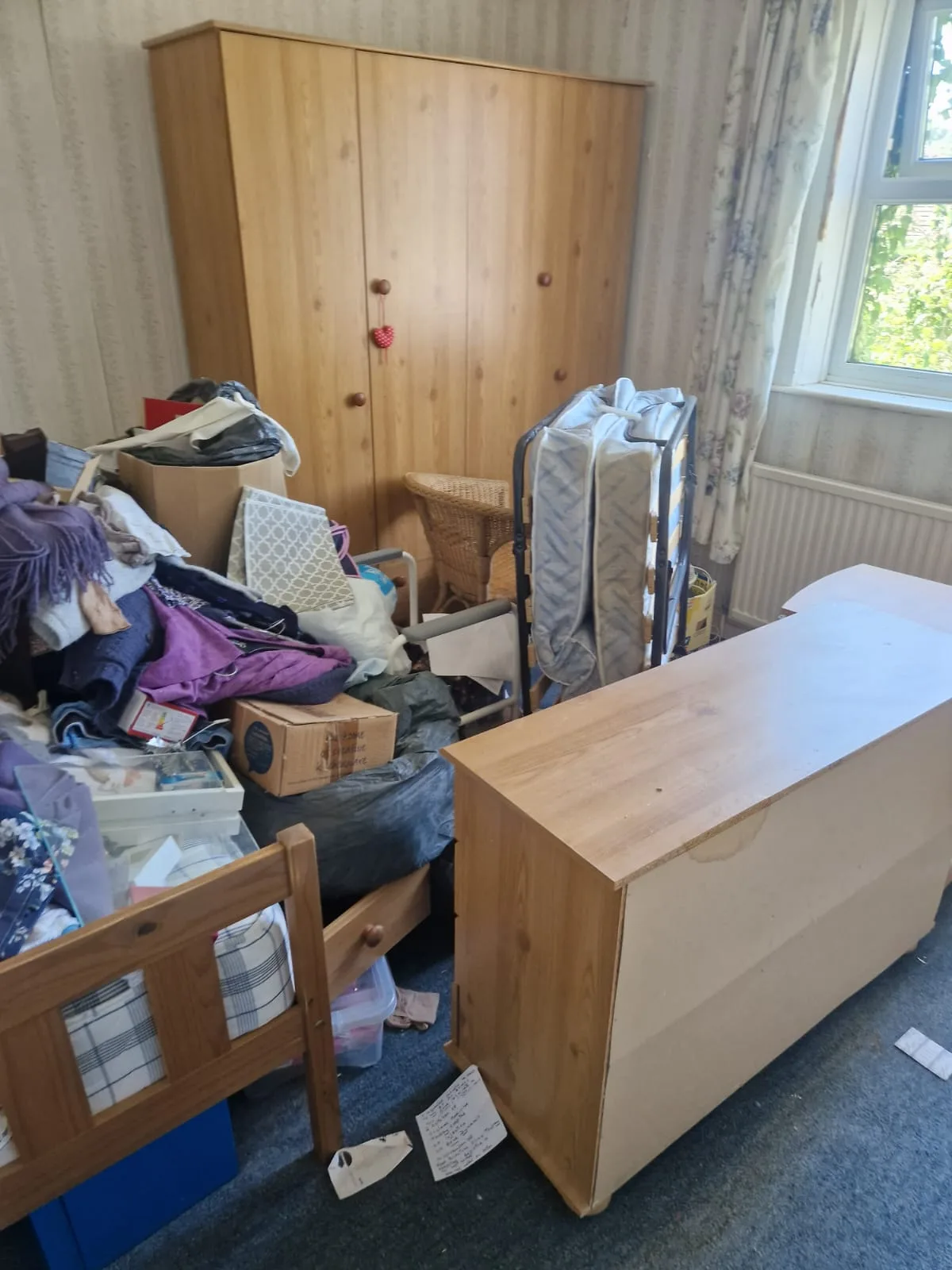 Living room clearance before
